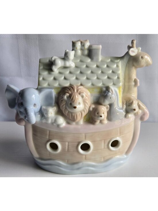 Enesco Other - Precious Moments Noah's Ark Porcelain Bank 1995 with Stopper